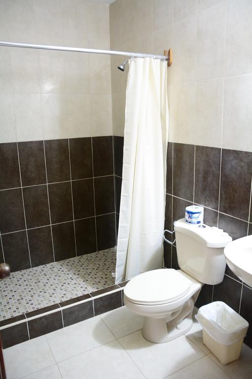 Hotel Sherwood Tela Room photo
